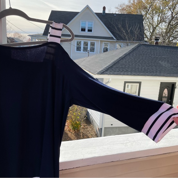 Joseph Ribkoff Midnight Blue/Vanilla One-Shoulder Boxy Top Size 16 (NWT) - Picture 6 of 10